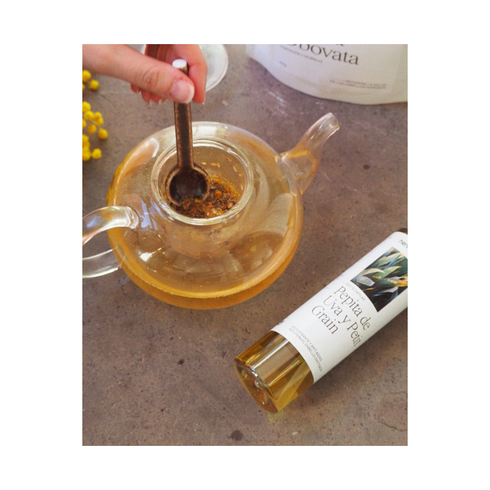 HENNA MORENA ACEITE DE PEPITA DE UVA Y PETIT GRAIN 250 ML